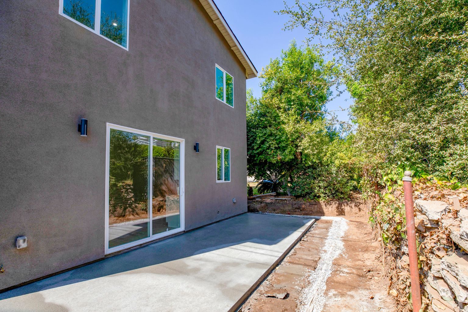 Modern ADU in Altadena photo 2