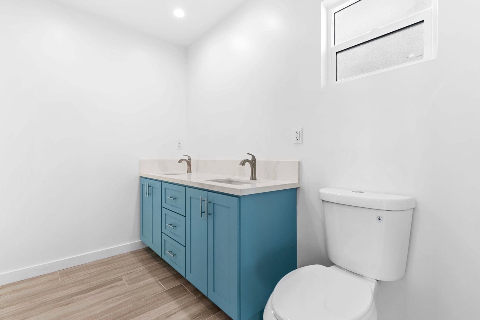 Modern ADU in Bellflower photo 10
