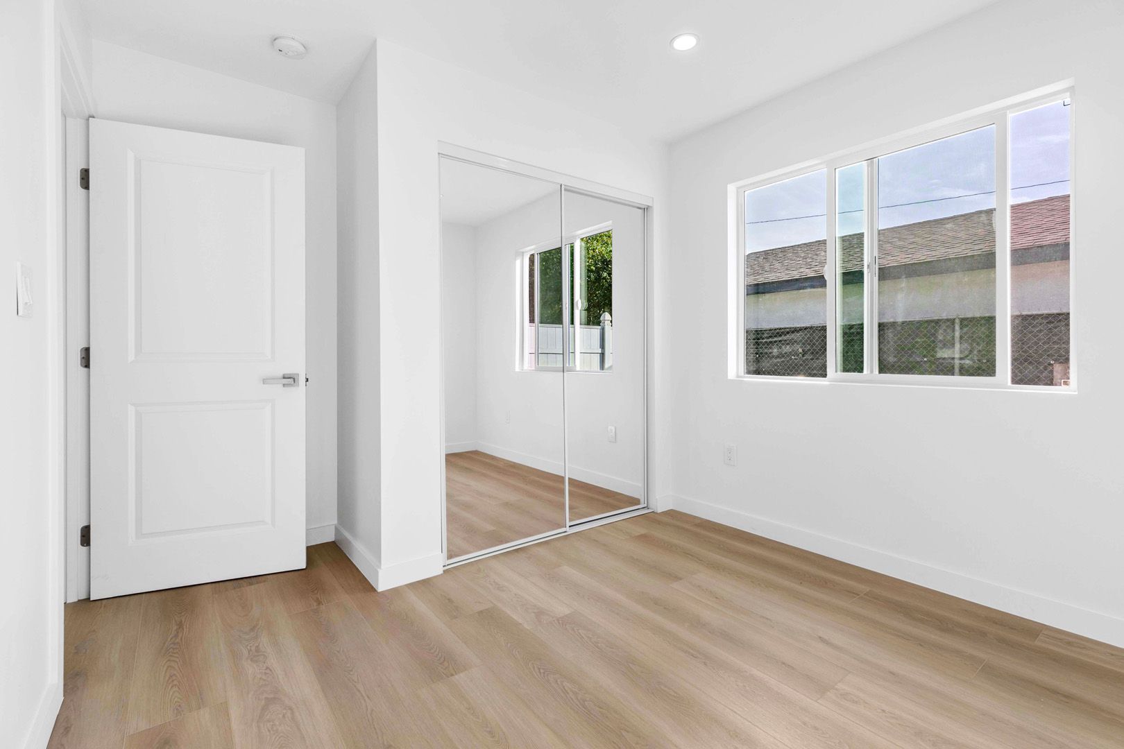 Modern ADU in Bellflower photo 14
