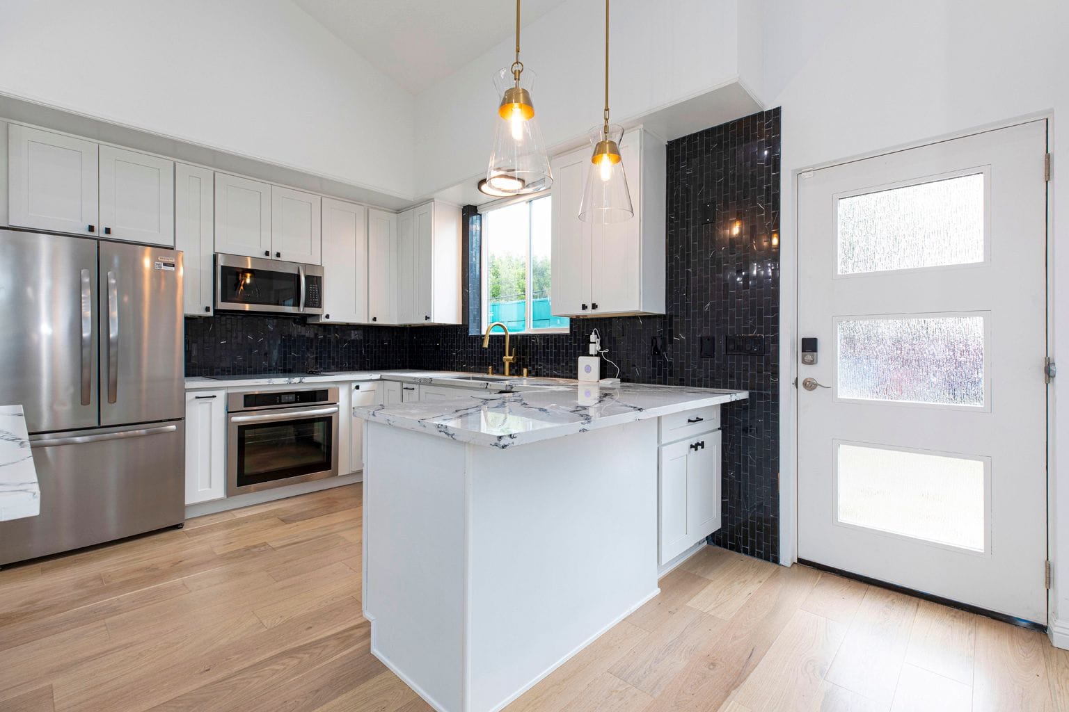 Modern ADU in Claremont photo 2