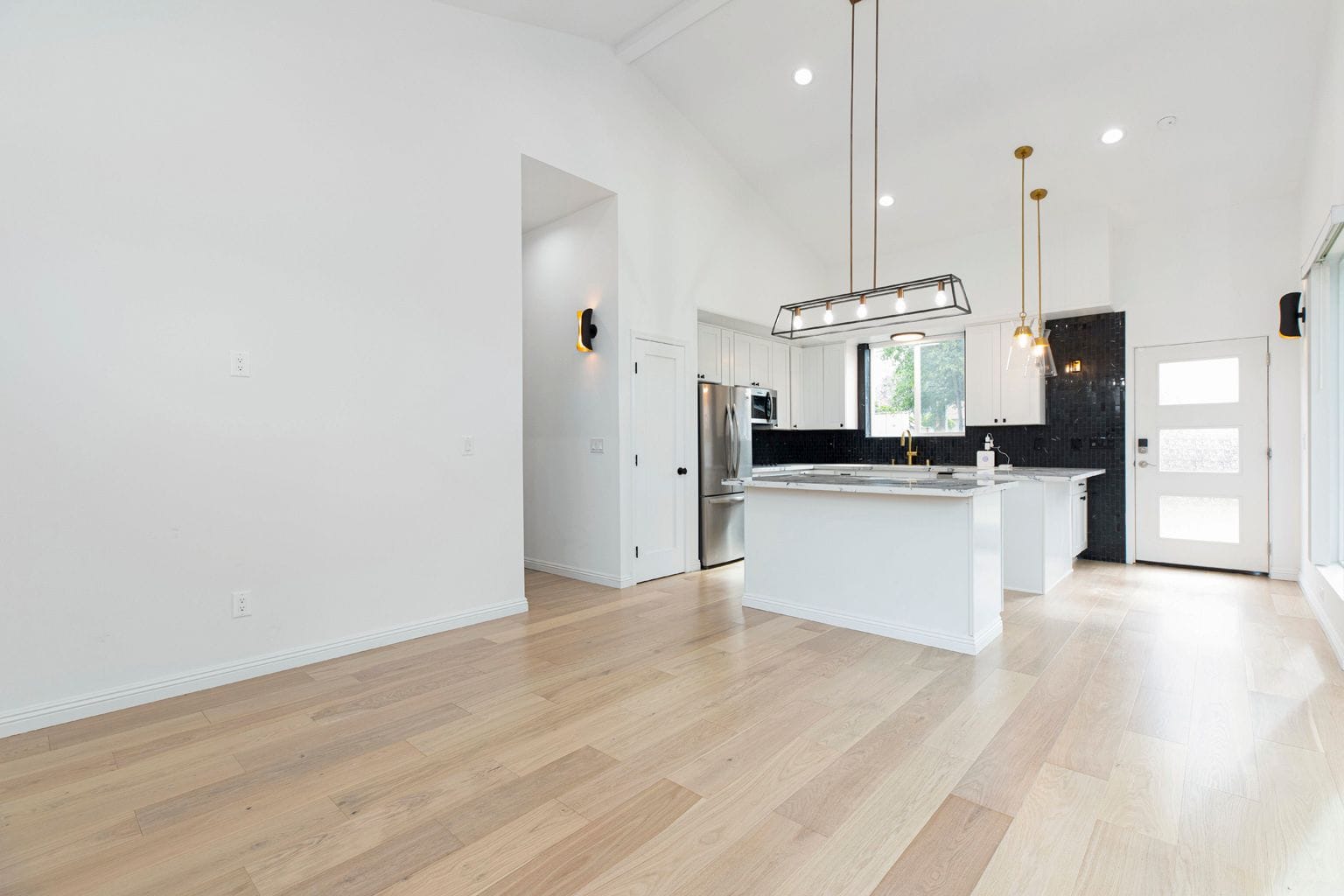 Modern ADU in Claremont photo 9