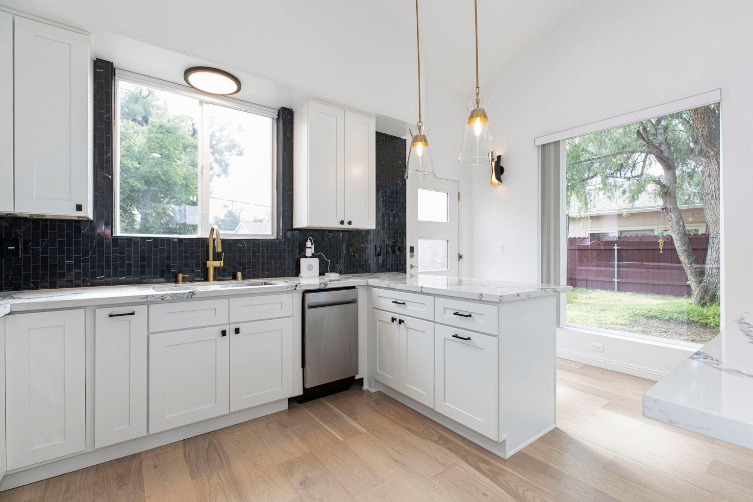 Modern ADU in Claremont photo 11