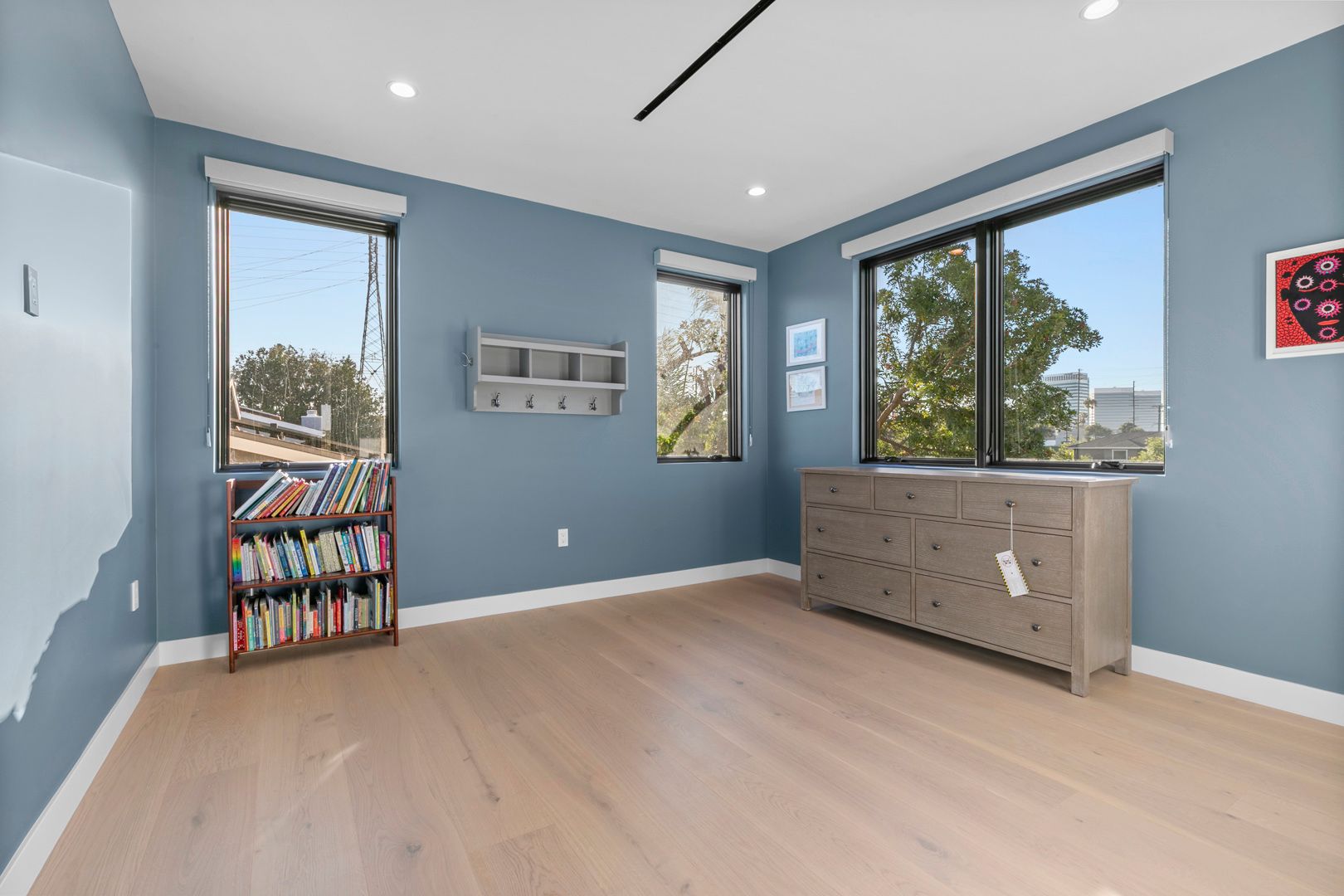 Modern ADU in El Segundo photo 40