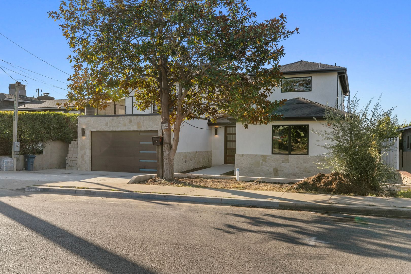 Modern ADU in El Segundo photo 74