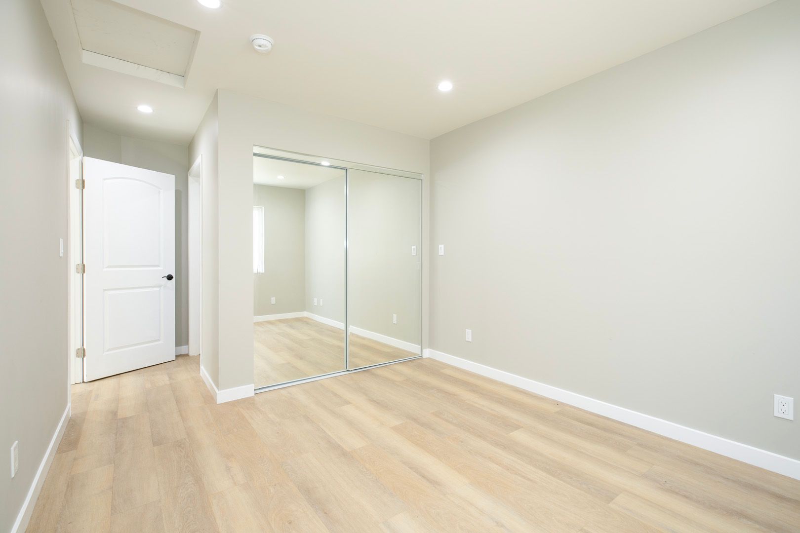 Modern Detached ADU in Glendale, CA photo 15