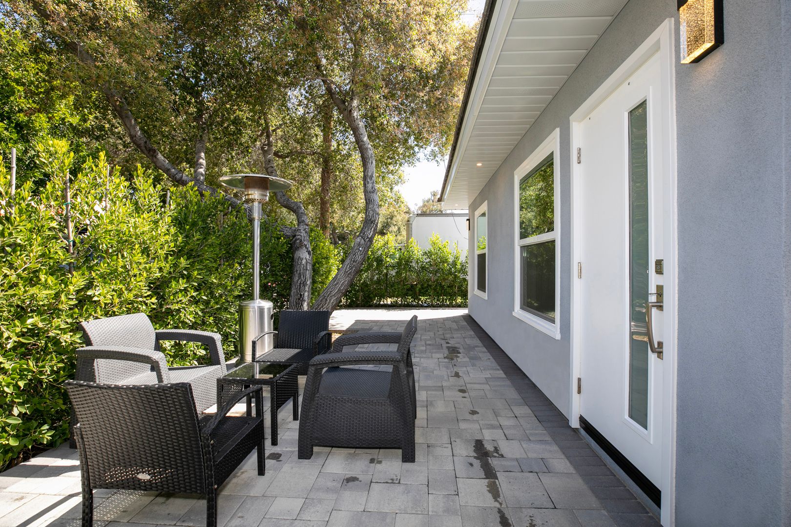Courtyard Modern ADU in Glendale, CA photo 2