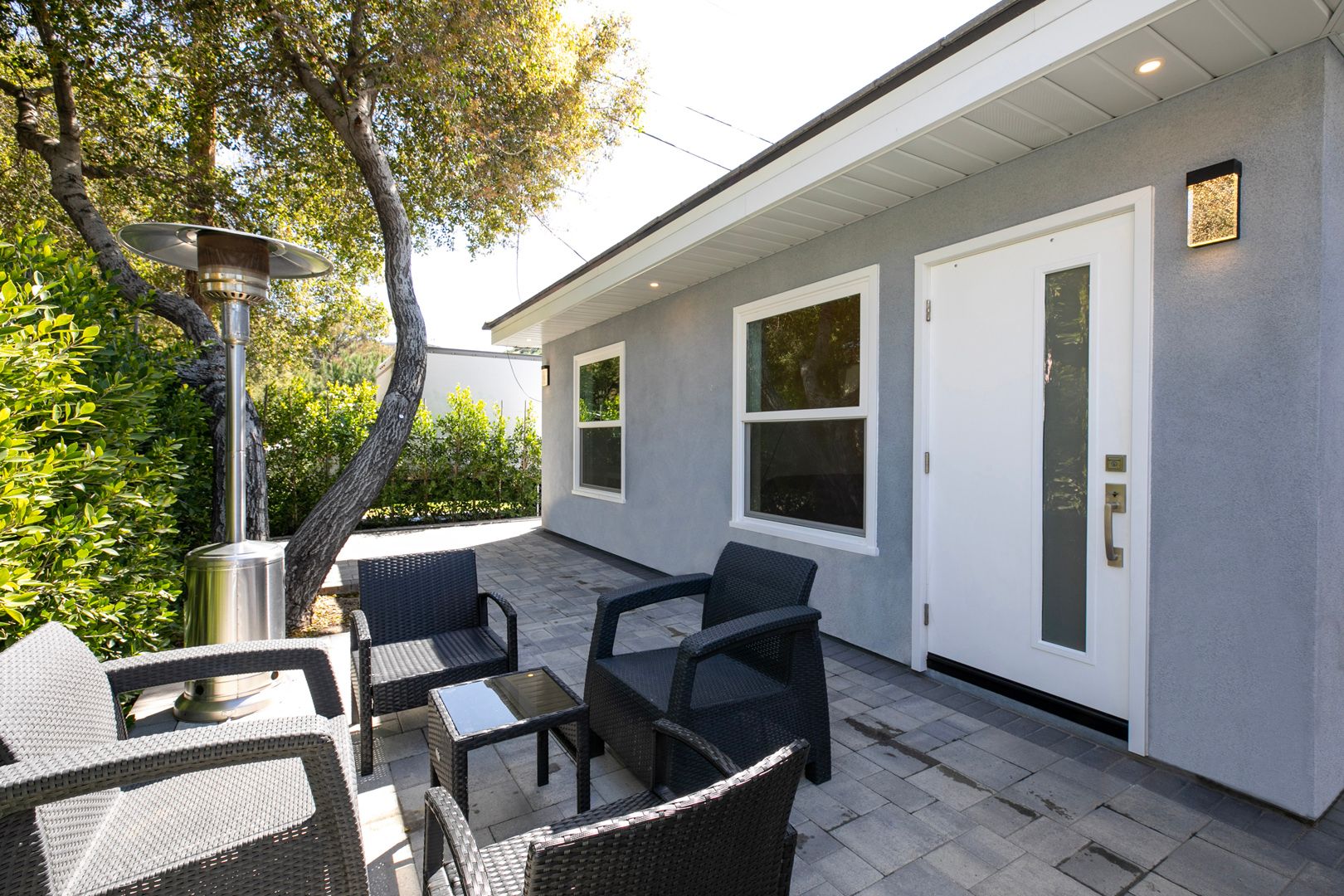 Courtyard Modern ADU in Glendale, CA photo 3