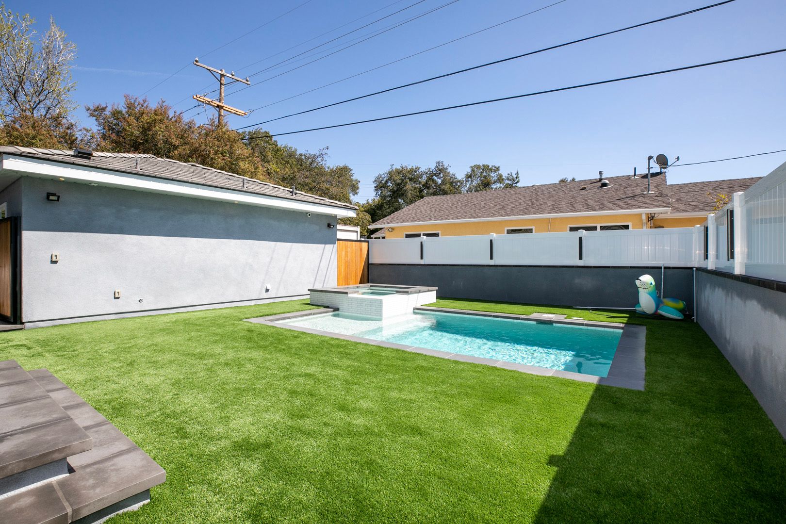Courtyard Modern ADU in Glendale, CA photo 7