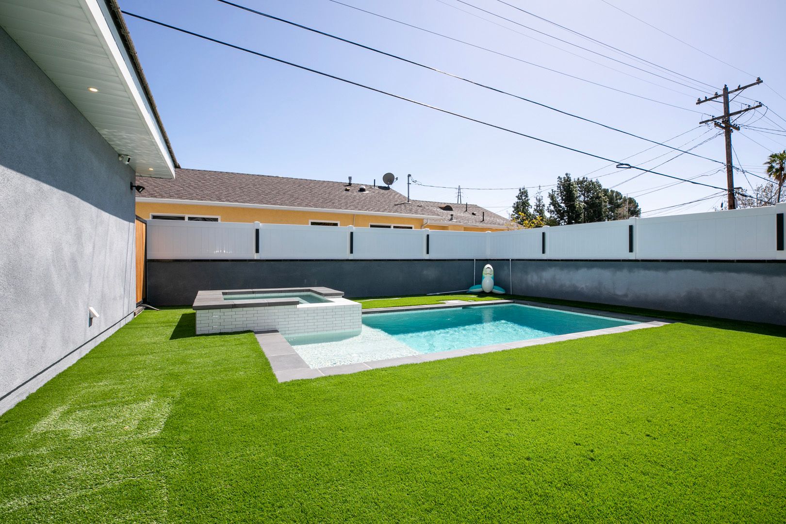 Courtyard Modern ADU in Glendale, CA photo 10