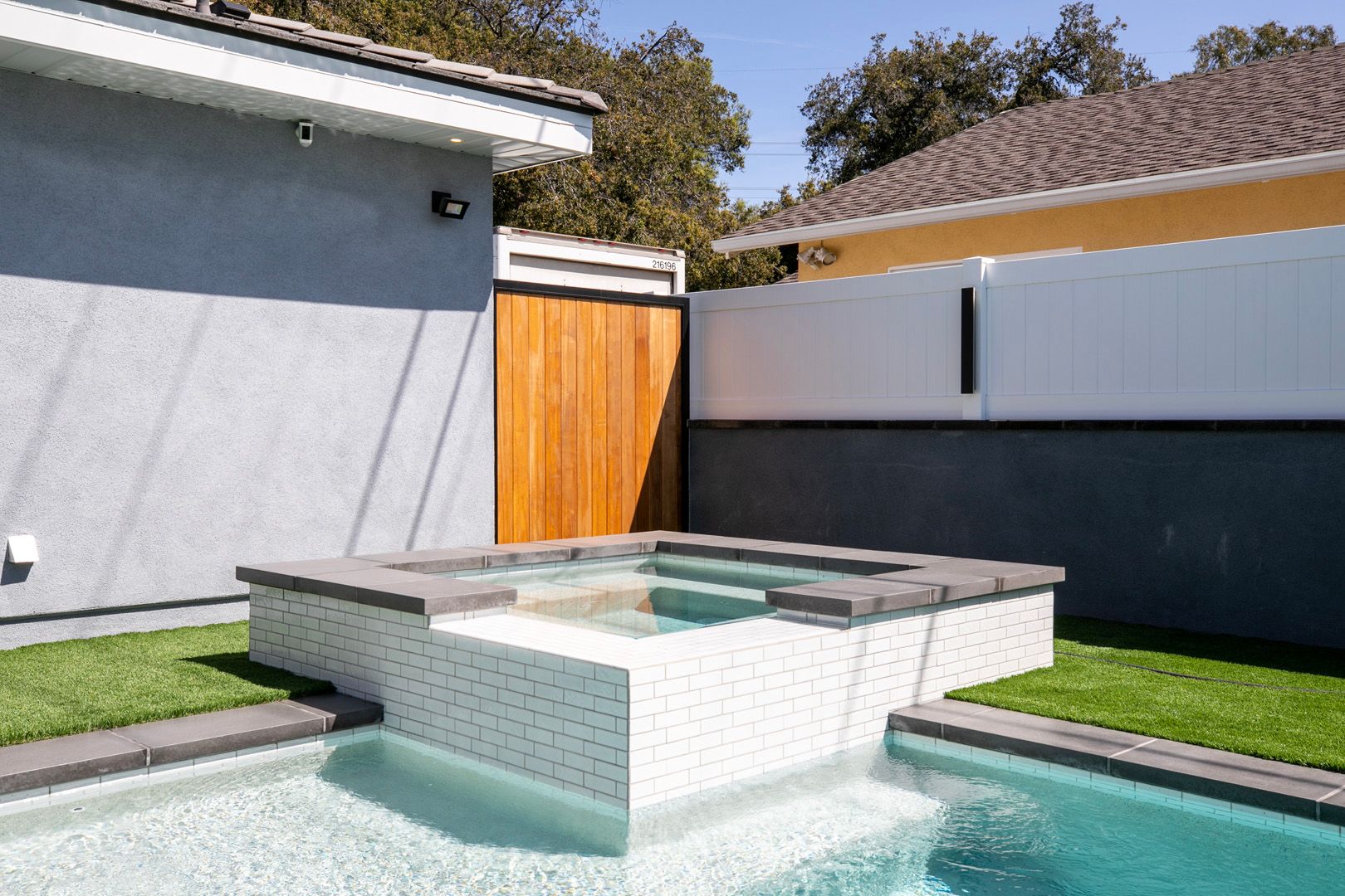 Courtyard Modern ADU in Glendale, CA photo 11