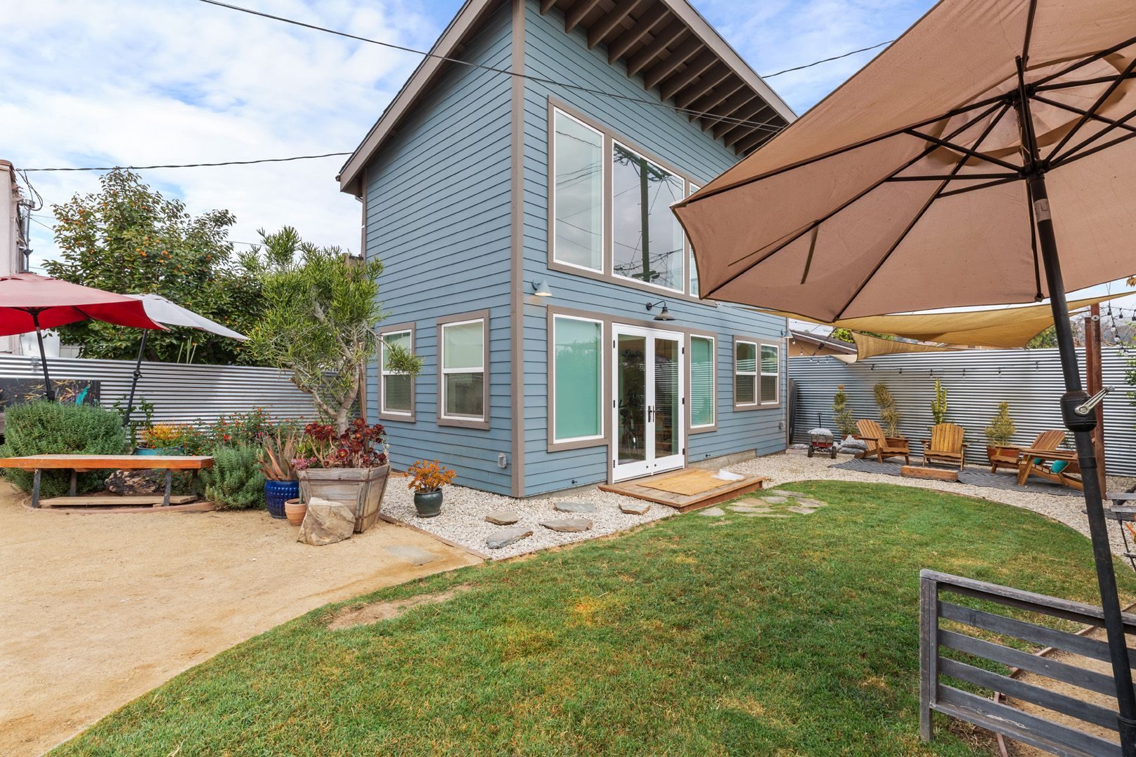 Mid-Century Two-Story ADU in Highland Park, CA photo 2