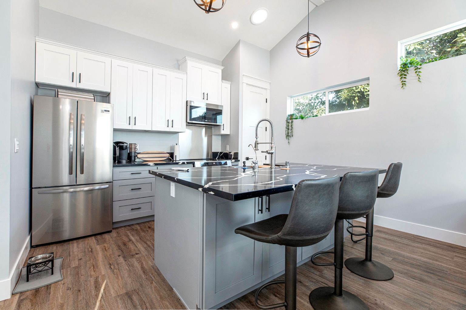 Modern ADU in Huntington Beach photo 4