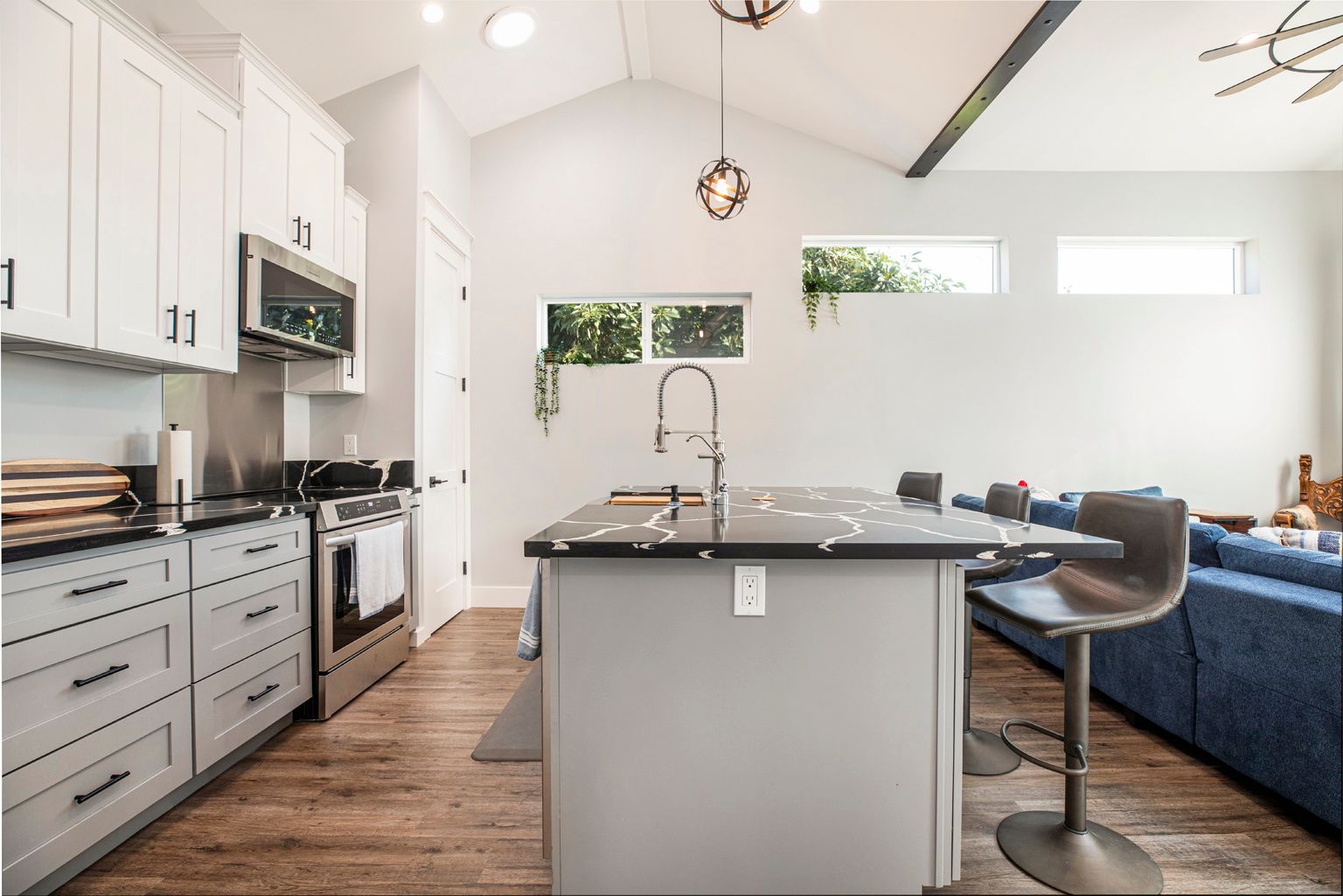 Modern ADU in Huntington Beach photo 5