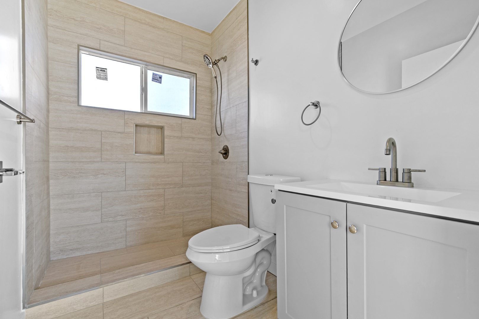 Modern ADU in La Puente photo 16