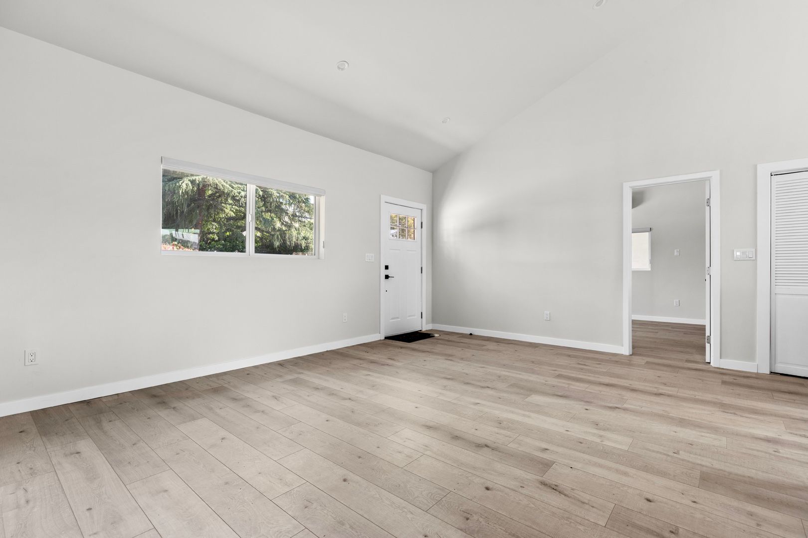 Modern ADU in Lake View Terrace photo 6