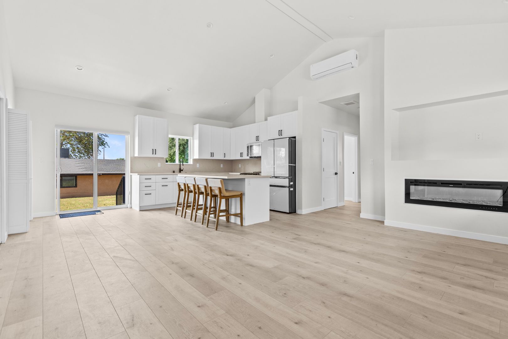 Modern ADU in Lake View Terrace photo 8