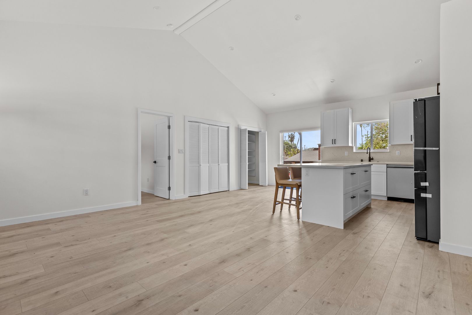 Modern ADU in Lake View Terrace photo 10