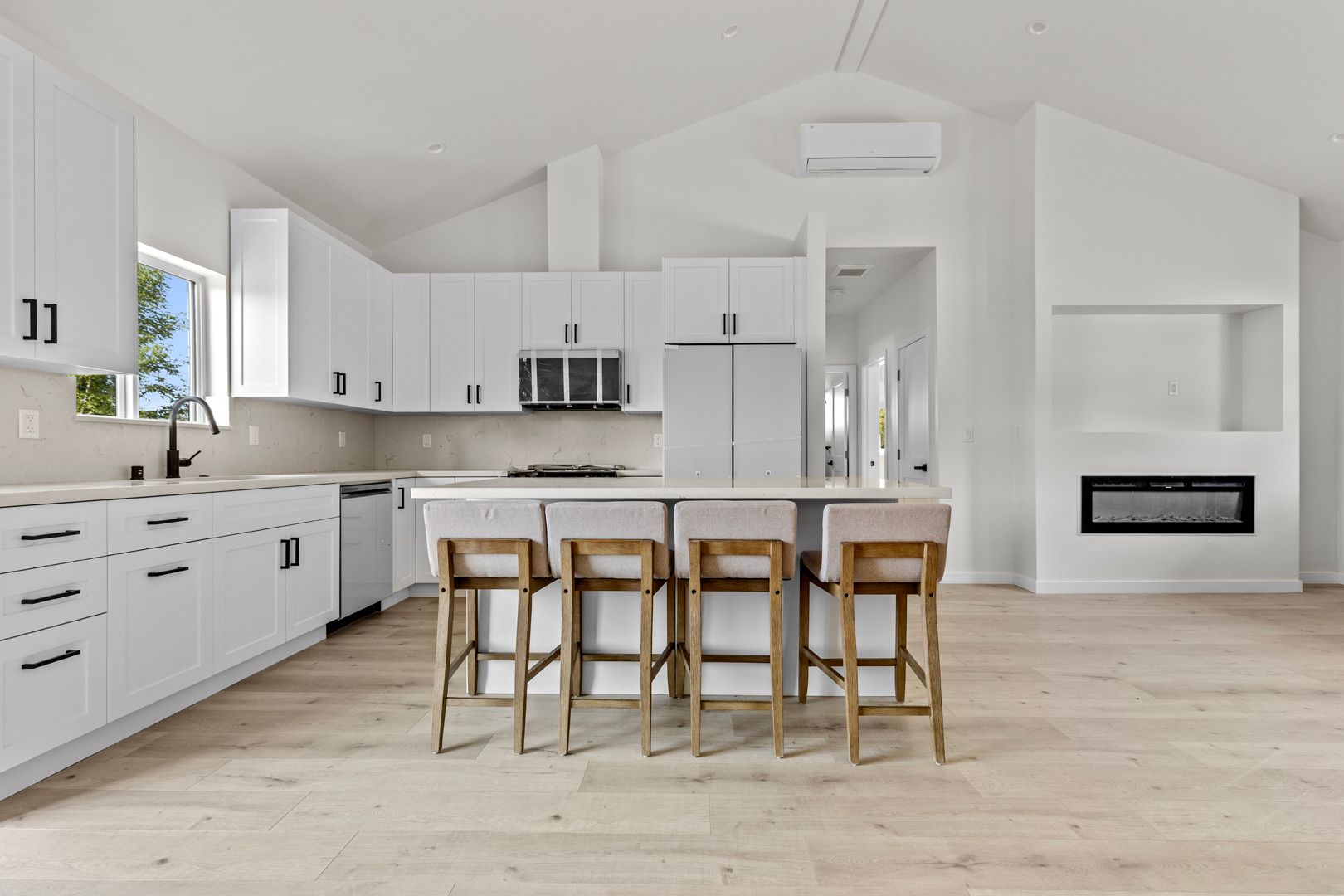 Modern ADU in Lake View Terrace photo 12