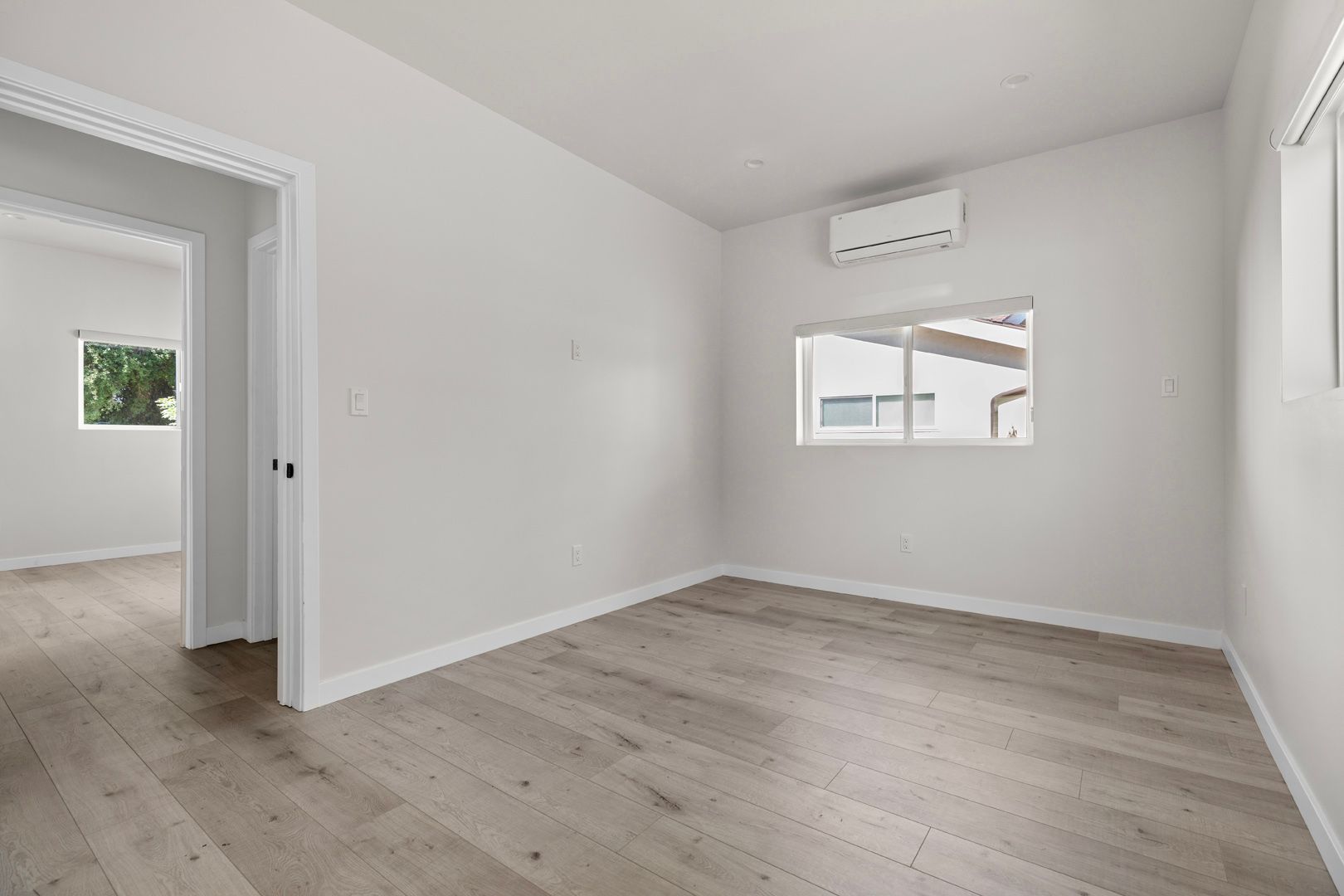 Modern ADU in Lake View Terrace photo 25