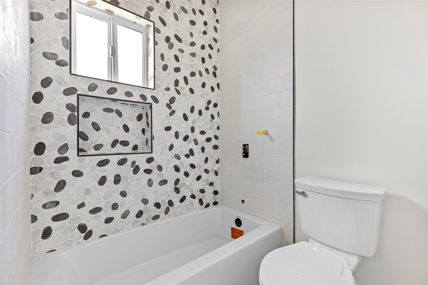 Modern ADU in Lake View Terrace photo 29