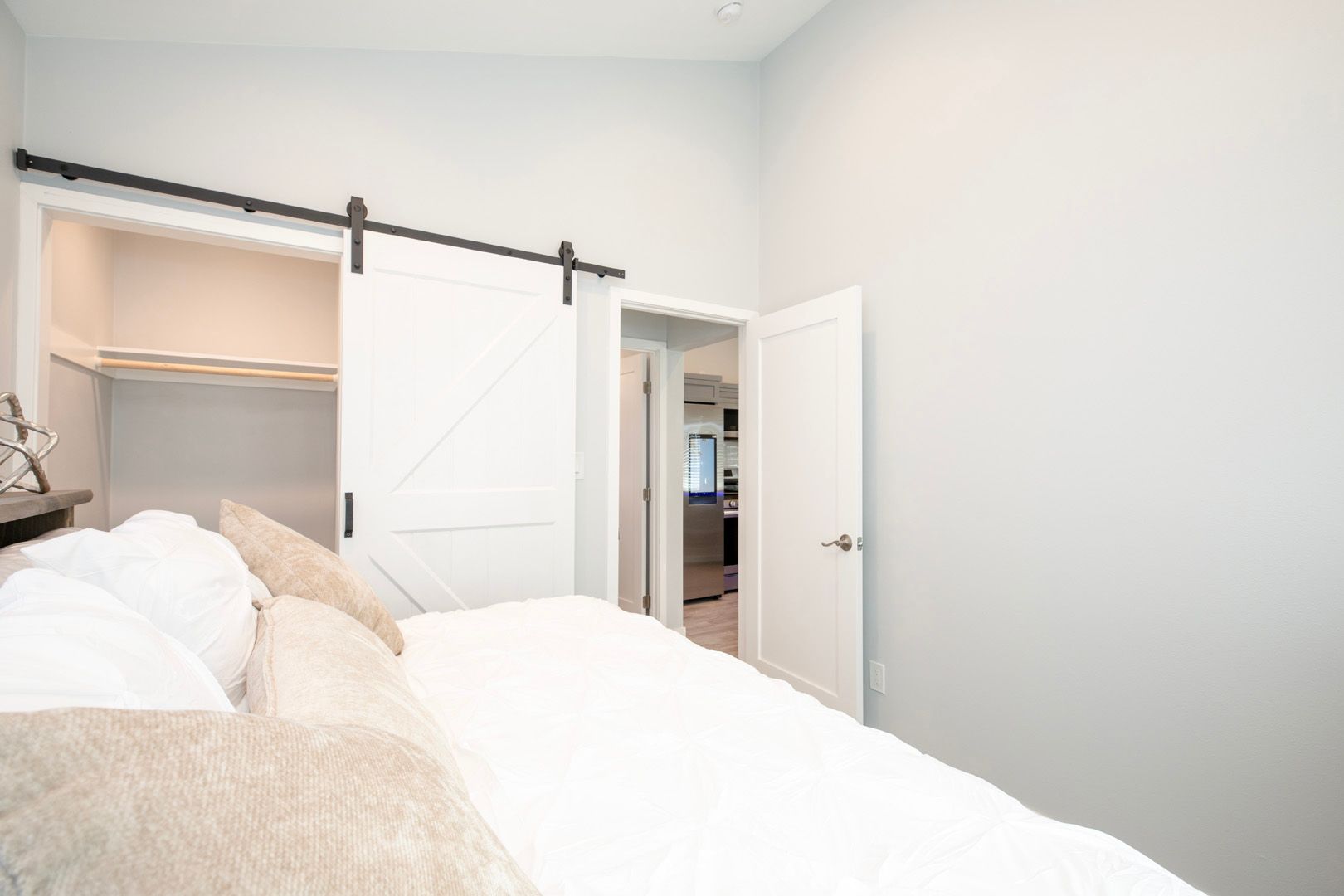 Modern ADU in Long Beach photo 15