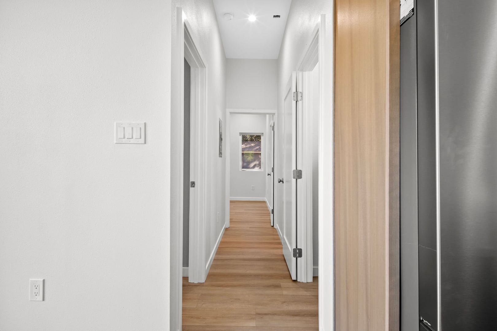 Open-Concept Modern ADU in Los Angeles, CA photo 14