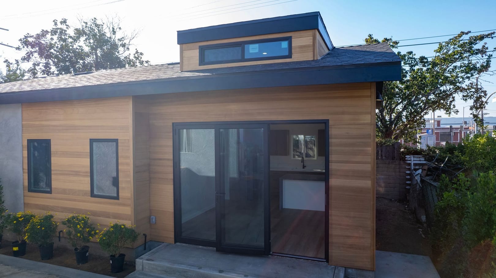 Open-Concept Modern ADU in Los Angeles, CA photo 37