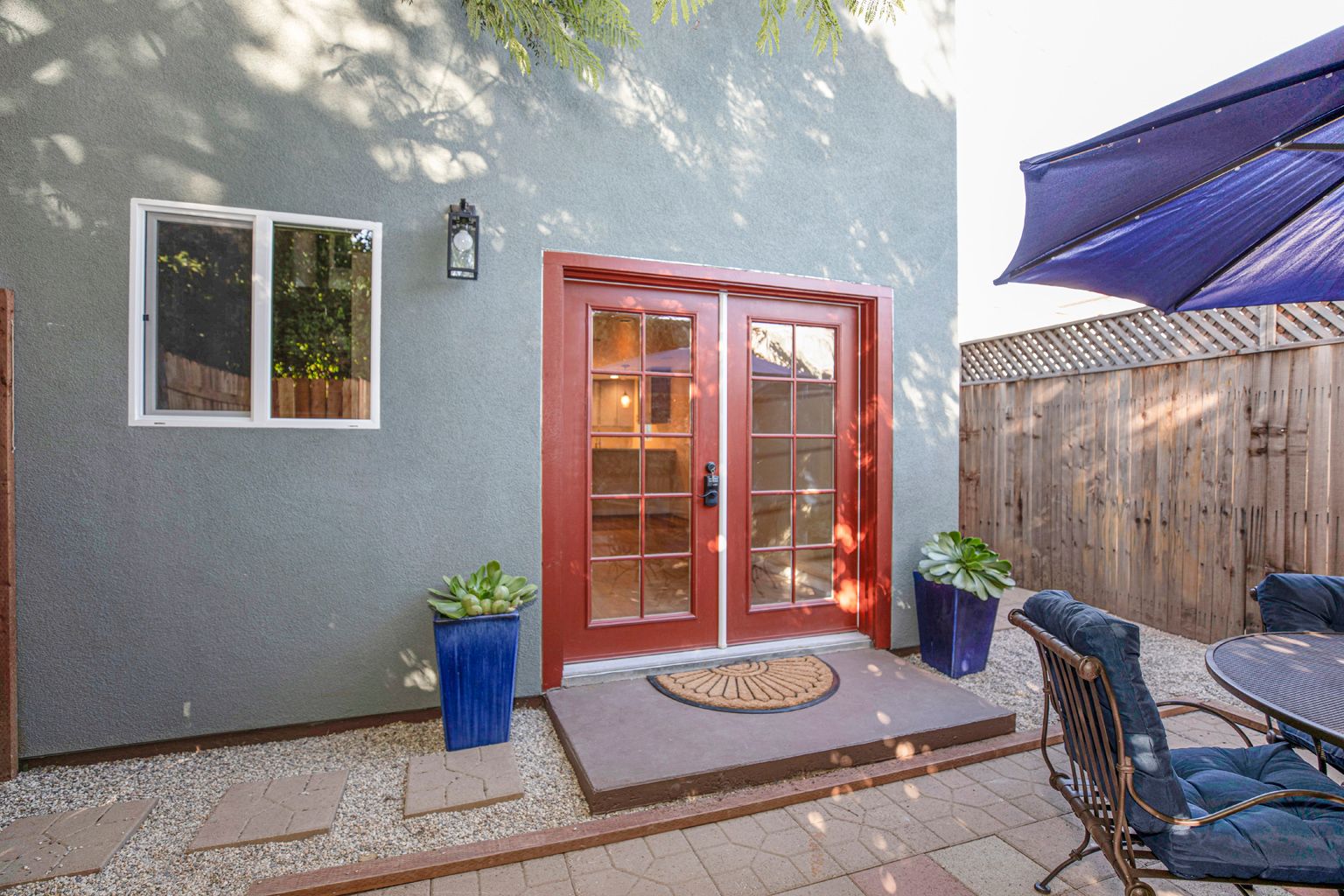 Gray-Clad Backyard ADU in Los Angeles, CA photo 3