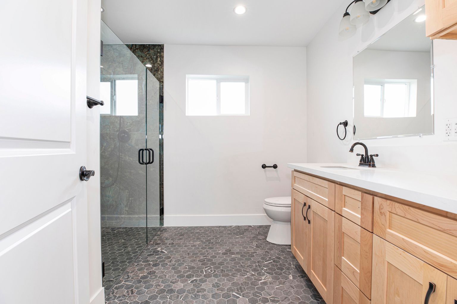 Modern ADU in Montebello photo 5