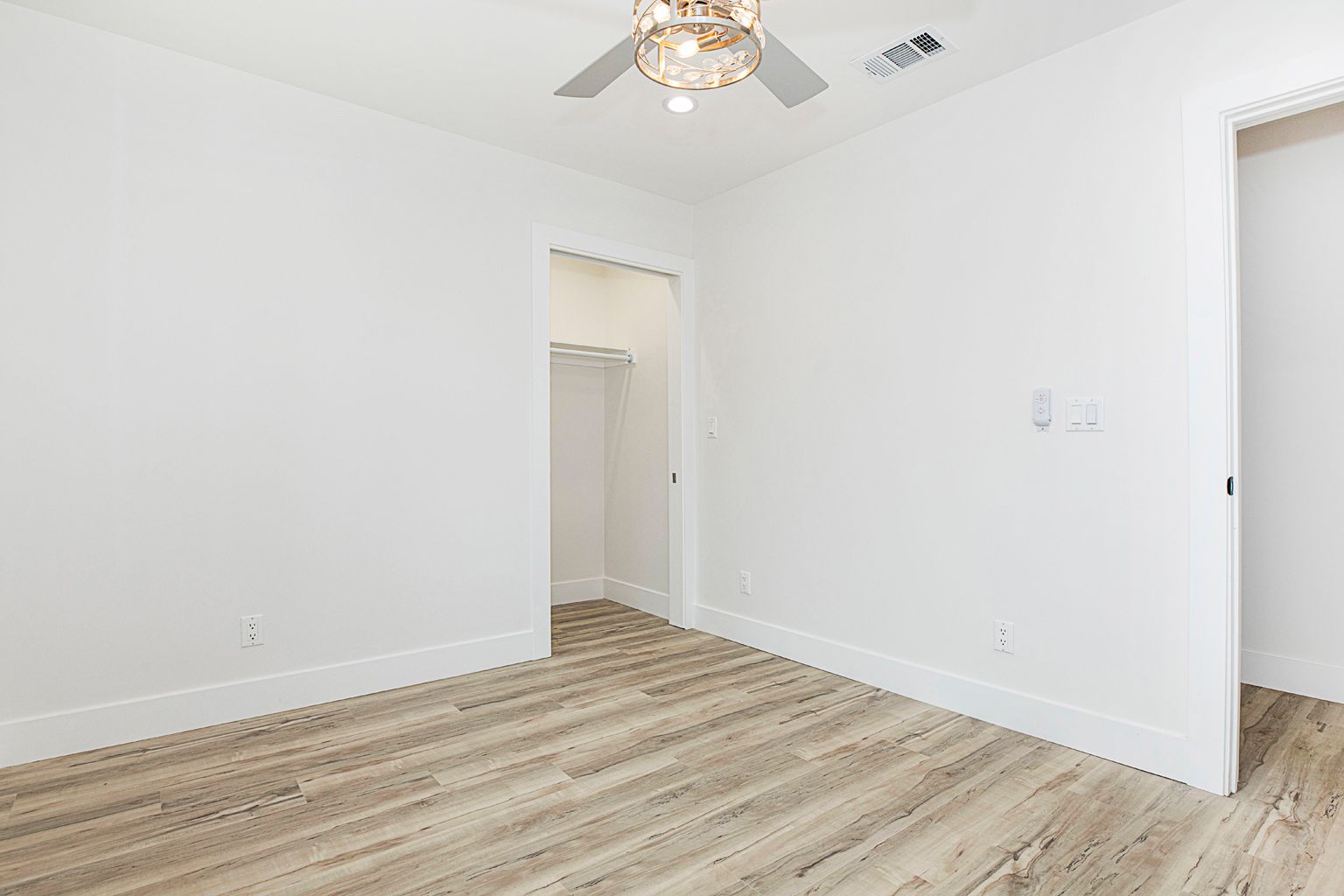 Modern ADU in Montebello photo 9