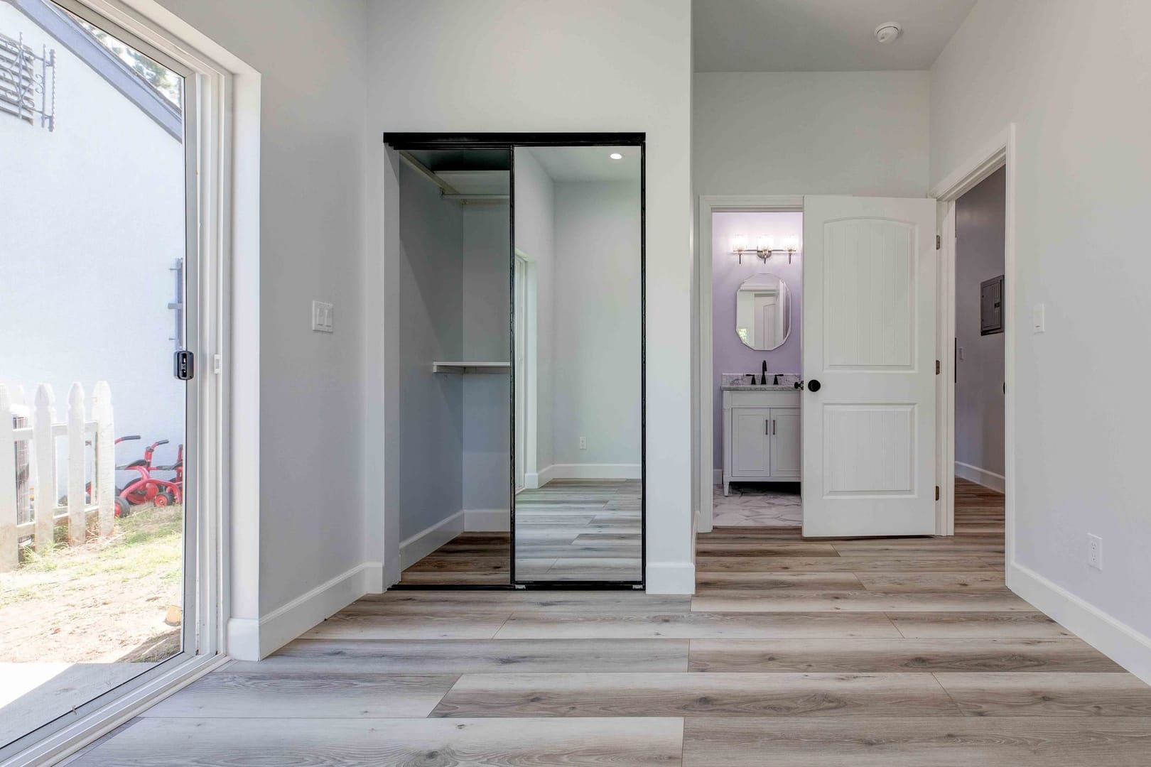 Modern Cottage-Style ADU in Pasadena, CA photo 17