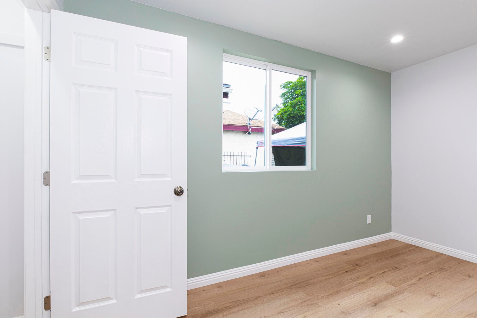 White-Oak Modern ADU in Pasadena, CA photo 3