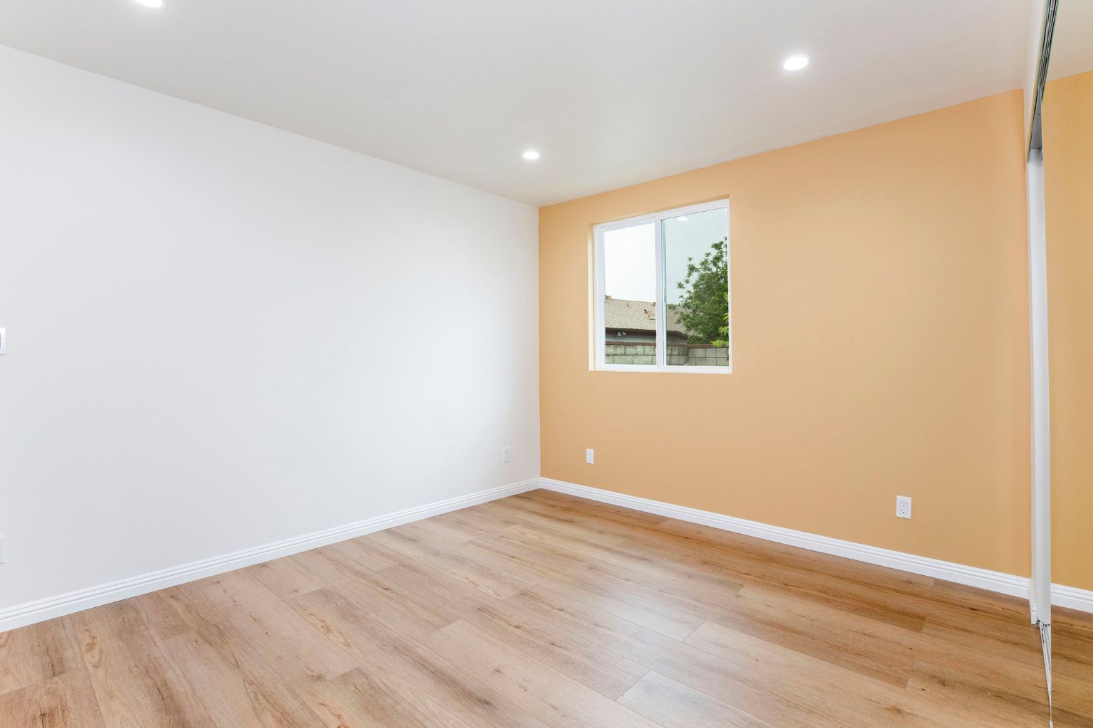 White-Oak Modern ADU in Pasadena, CA photo 4