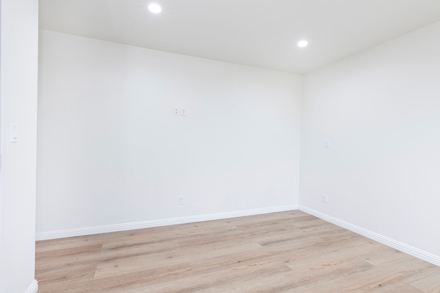 White-Oak Modern ADU in Pasadena, CA photo 8