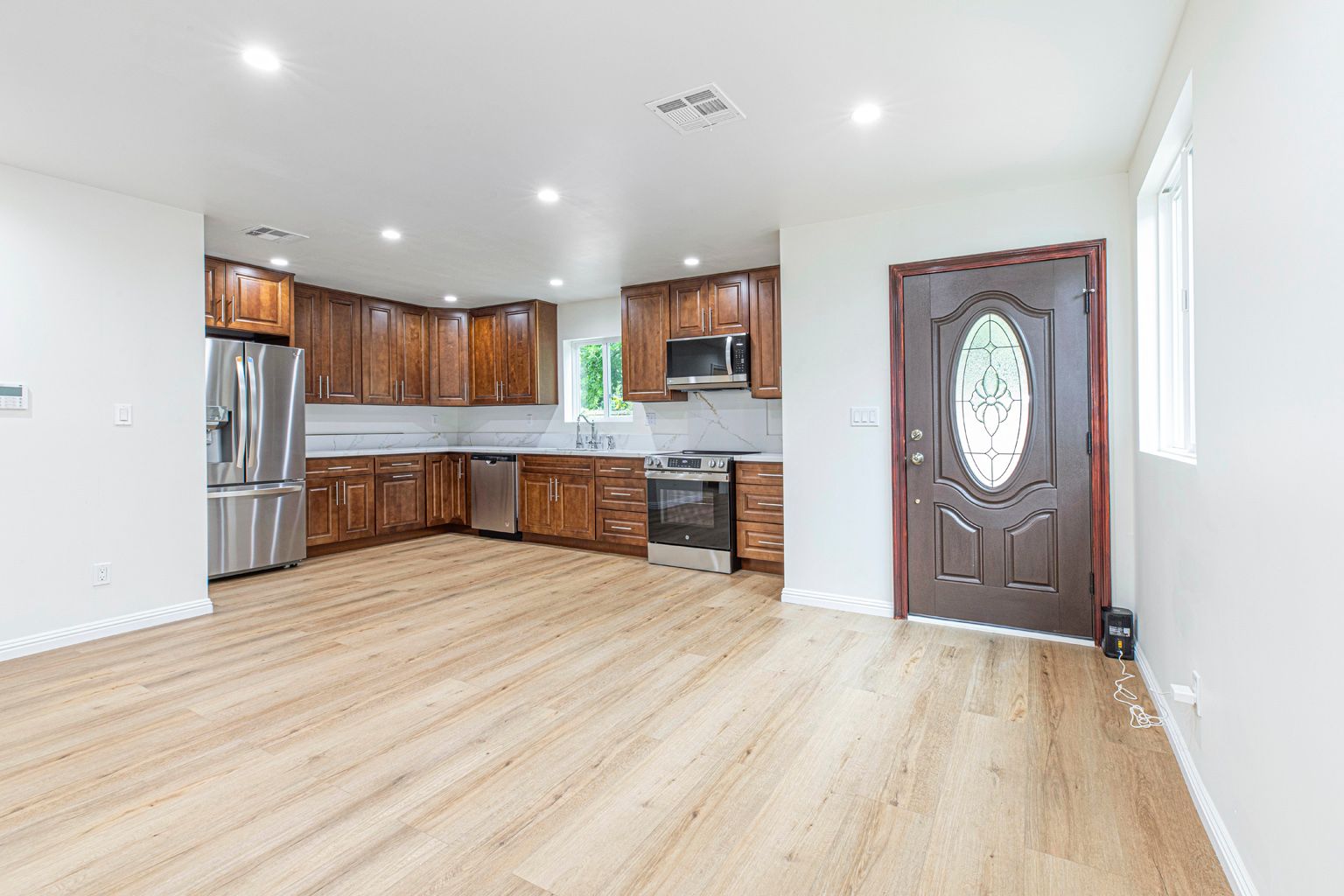 White-Oak Modern ADU in Pasadena, CA photo 15