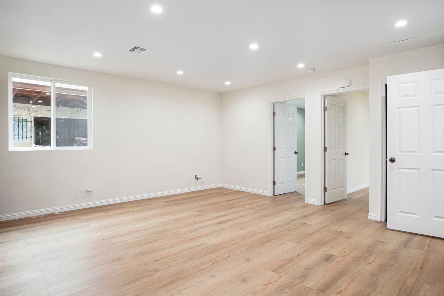 White-Oak Modern ADU in Pasadena, CA photo 19
