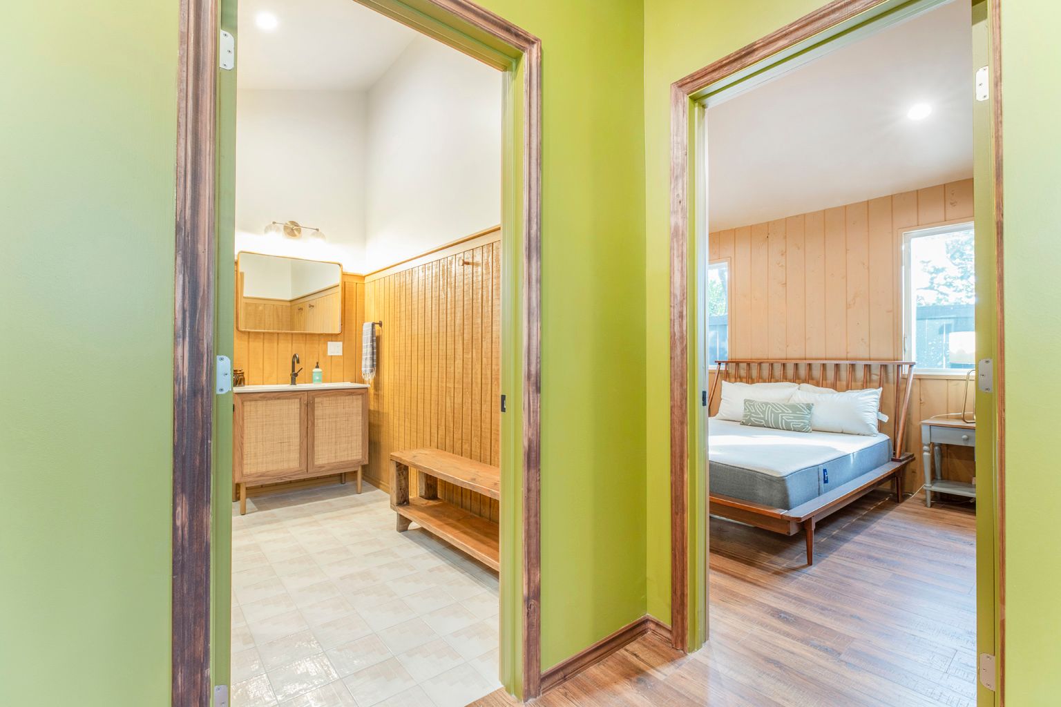 Wood-Panelled Detached ADU in Pasadena, CA photo 19