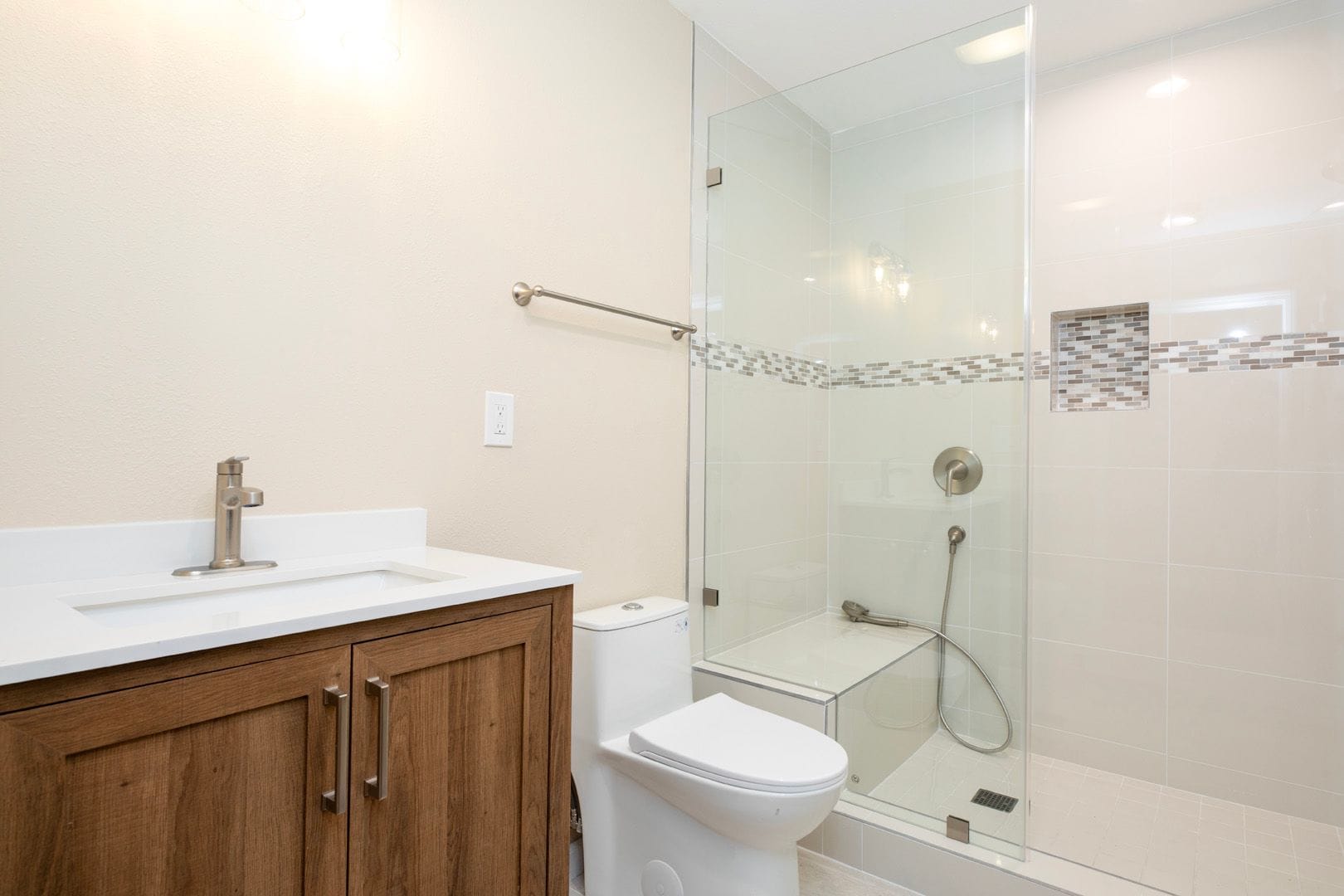 Two-Bedroom Modern ADU in Pasadena, CA photo 7