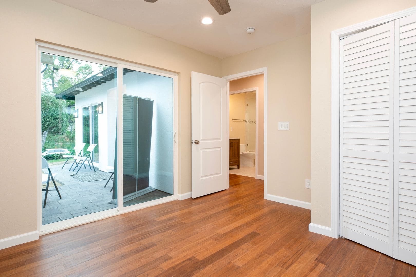 Two-Bedroom Modern ADU in Pasadena, CA photo 12