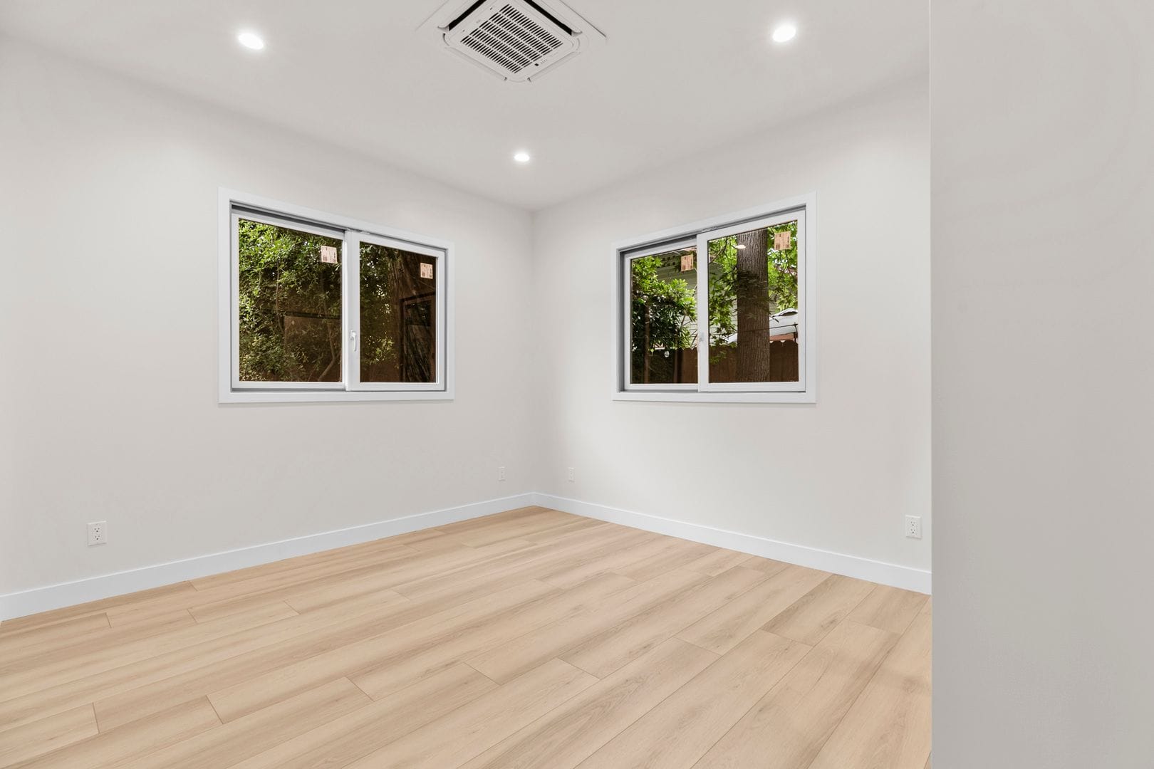 Modern ADU in South Pasadena photo 28