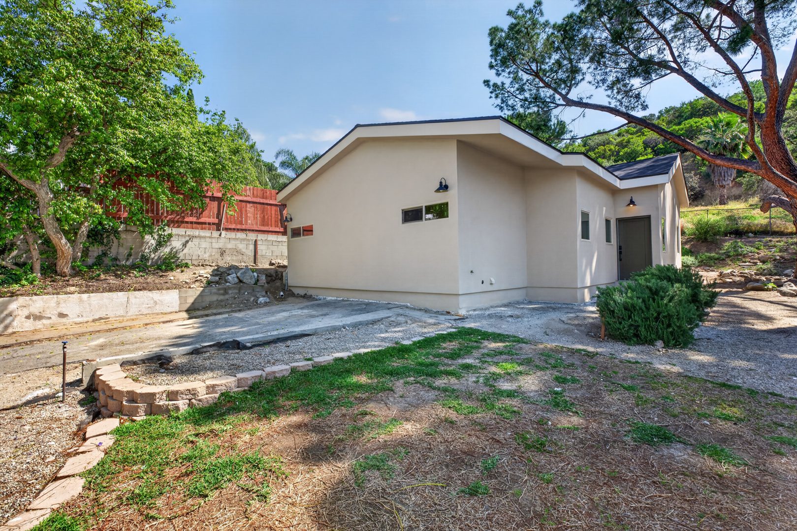 Modern ADU in Tujunga, CA (Haines Canyon) photo 7