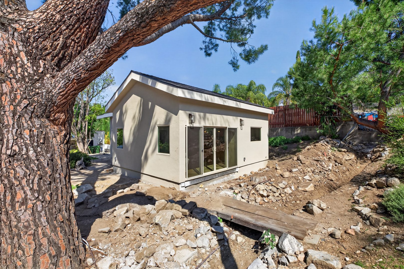 Modern ADU in Tujunga, CA (Haines Canyon) photo 10