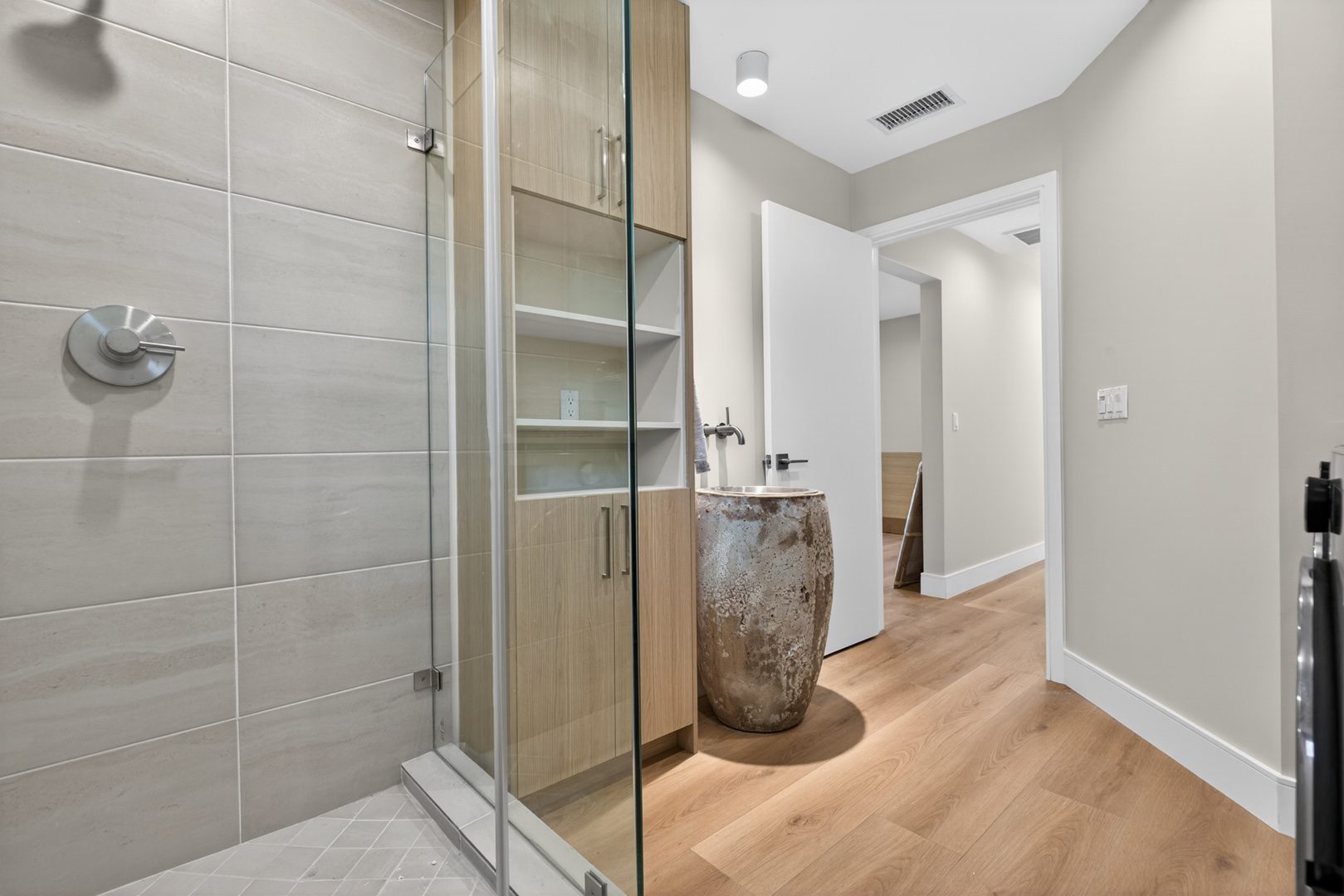 Modern ADU in Tujunga, CA (Haines Canyon) photo 31