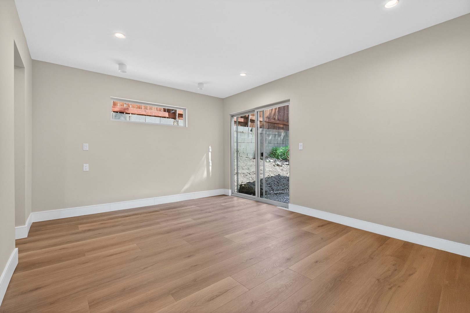 Modern ADU in Tujunga, CA (Haines Canyon) photo 37