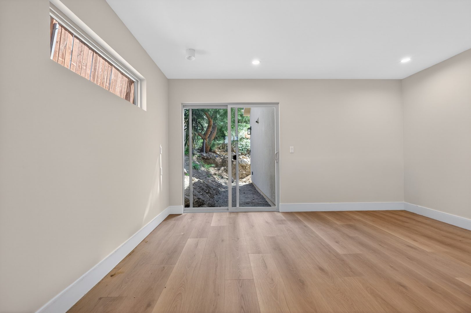 Modern ADU in Tujunga, CA (Haines Canyon) photo 38