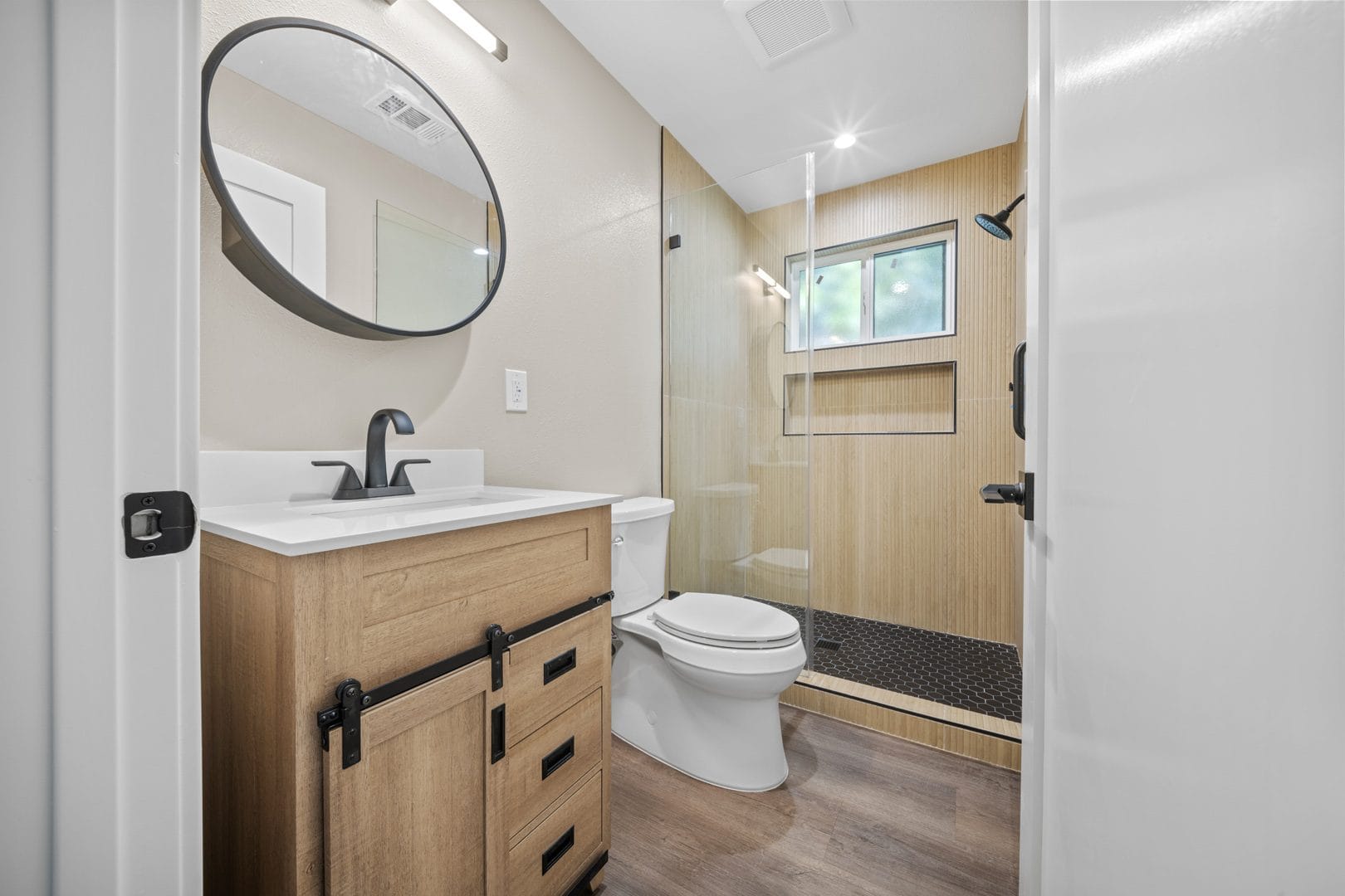Modern ADU in Venice, CA photo 61