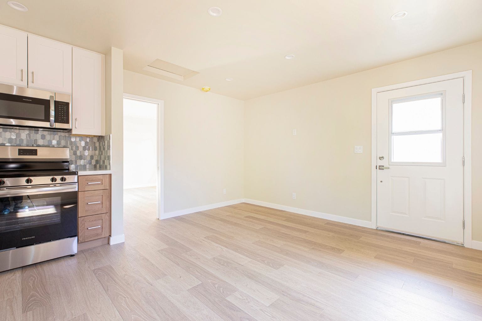 Modern ADU in Whittier photo 2