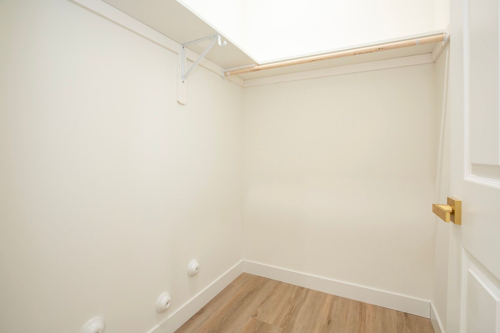 Modern 1-Bedroom ADU in South Los Angeles, CA photo 11